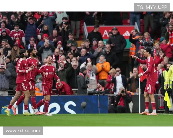 利物浦与利兹联全场精彩对决回顾与赛后分析 利物浦与利兹联全场精彩对决回顾与赛后分析