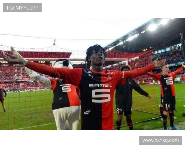 卡马文加：年轻天才的崛起与未来足球的无限可能性