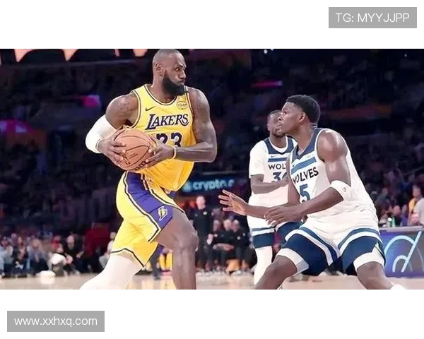 湖人队与雷霆队激战正酣谁能在这场对决中笑到最后