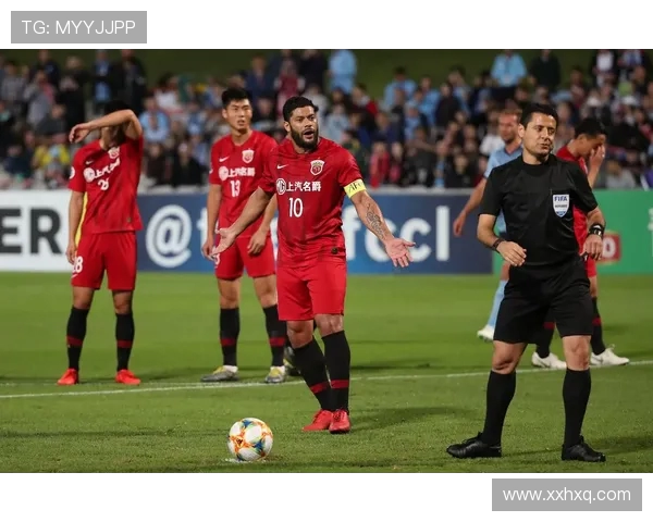 上海足球队的节奏解析与未来发展趋势探讨 上海足球队的节奏解析与未来发展趋势探讨
